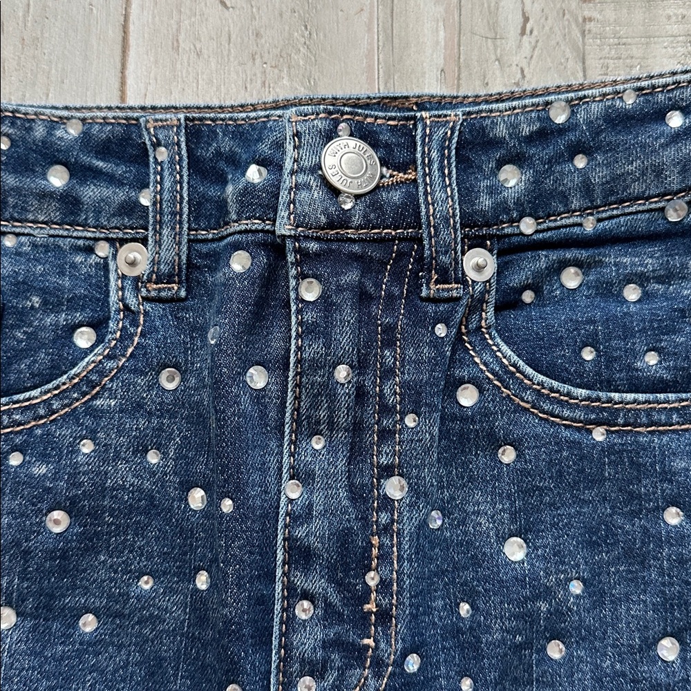 With Jules Blue Denim Skirt with Rhinestones NWT - Picture 2 of 5